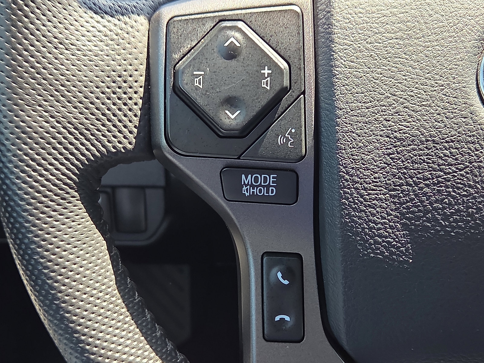 Used 2023 Toyota Tacoma TRD Off-Road AWD/4WD image 21