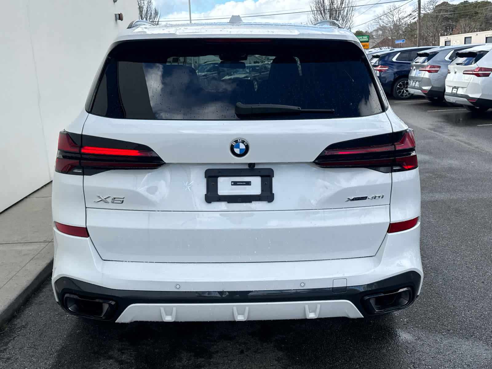 Certified 2024 BMW X5 xDrive40i w/ M Sport Package image 6