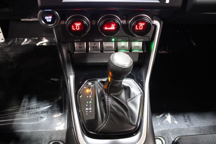 Used 2024 Toyota GR86 Premium RWD image 26