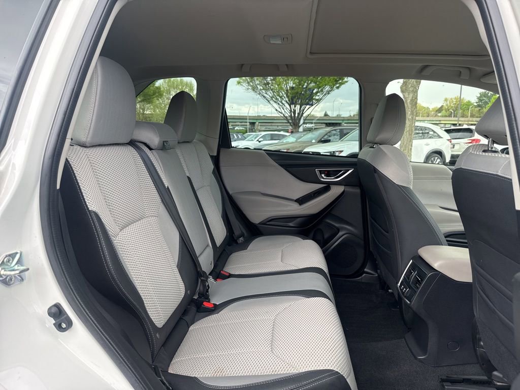 Used 2023 Subaru Forester Premium image 28