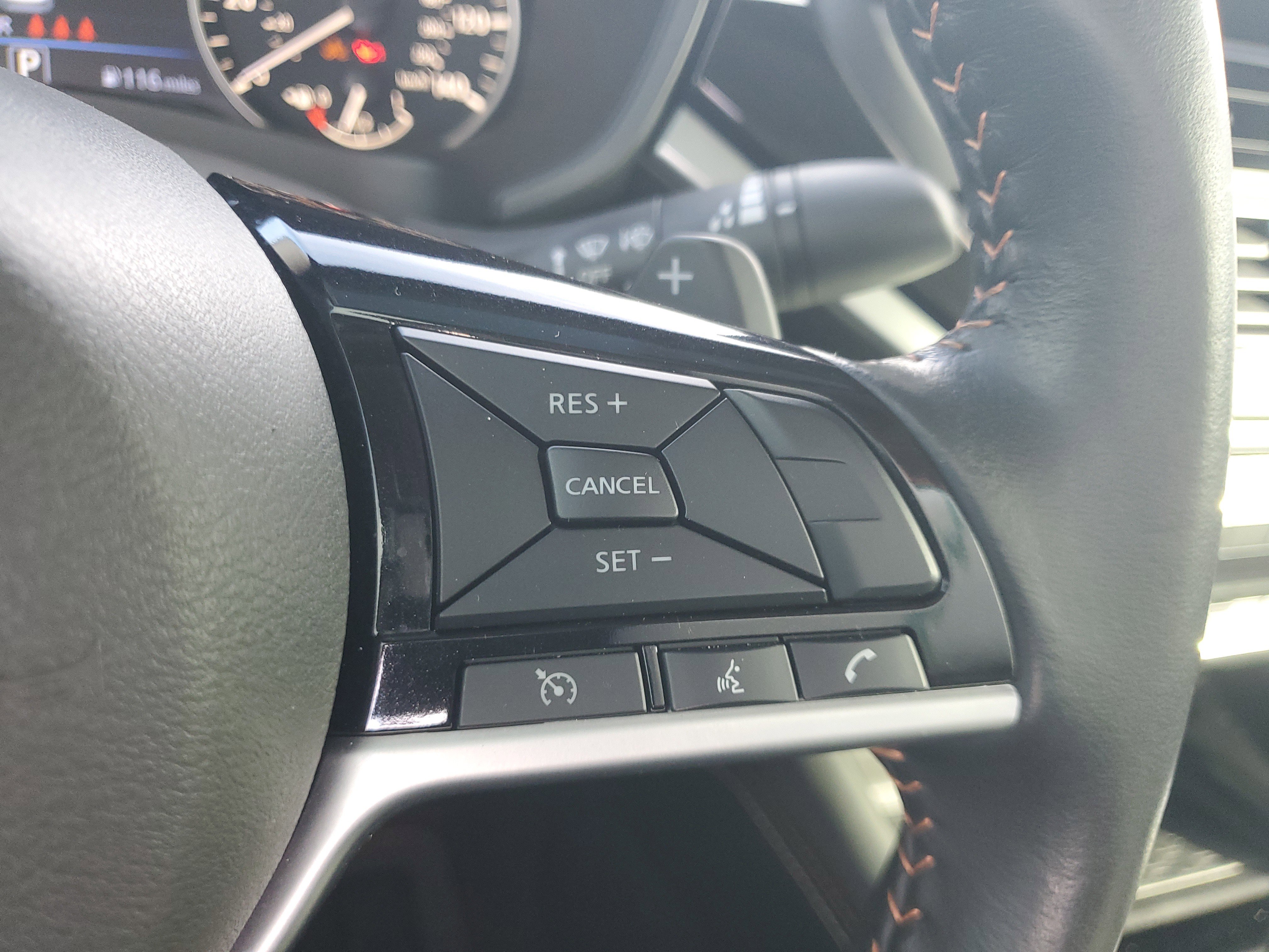 Used 2025 Nissan Altima 2.5 SR w/ SR Premium Package image 19