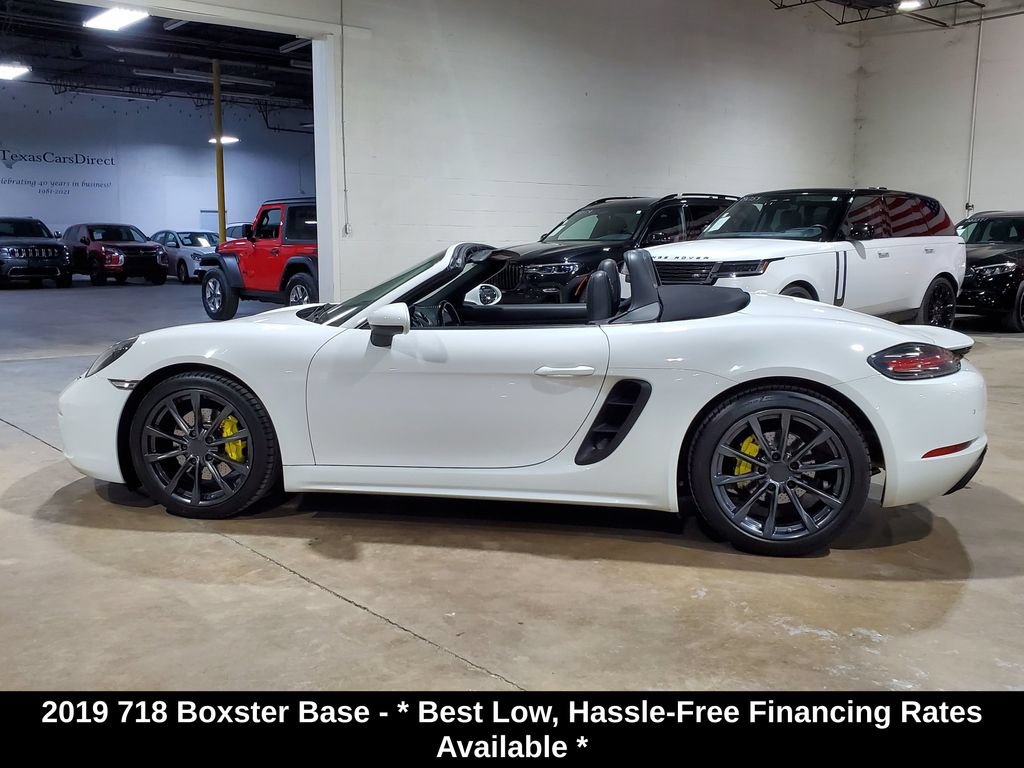 Used 2019 Porsche 718 Boxster RWD image 12