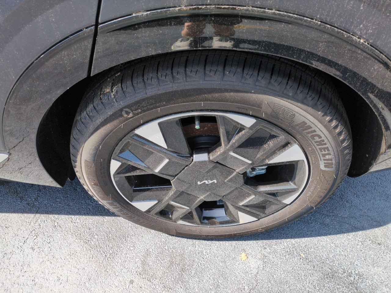 New 2026 Kia Sportage SX FWD image 11
