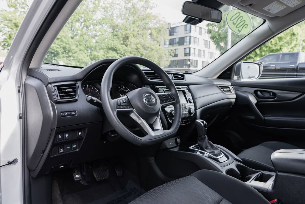 Used 2020 Nissan Rogue S AWD/4WD image 21