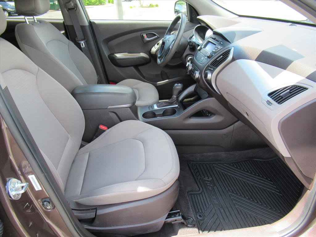 Used 2014 Hyundai Tucson GLS image 10