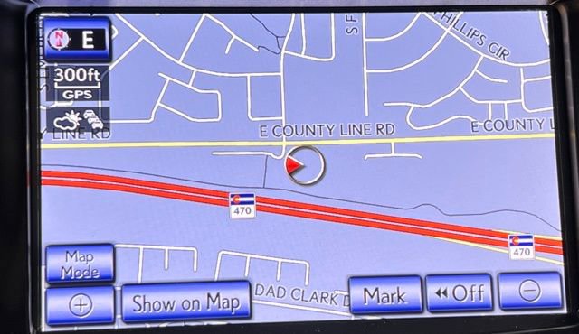 Used 2015 Lexus LX 570 4WD w/ Luxury Package image 36