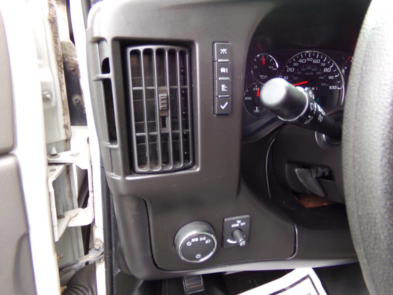 Used 2013 Chevrolet Express 3500 LT w/ LT Preferred Equipment Group RWD image 11