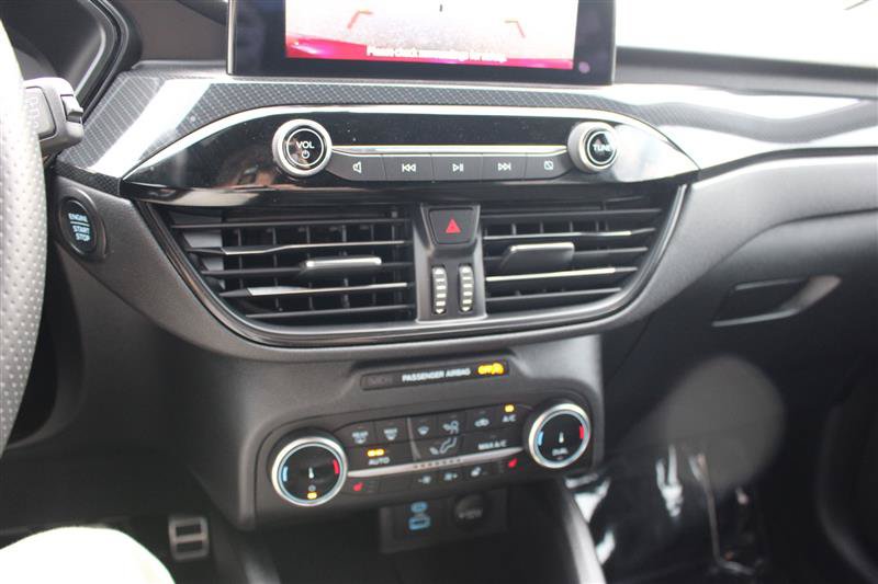 Used 2023 Ford Escape ST-Line AWD/4WD image 15