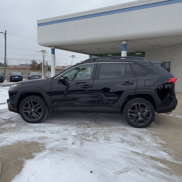 Used 2024 Toyota RAV4 Adventure image 6