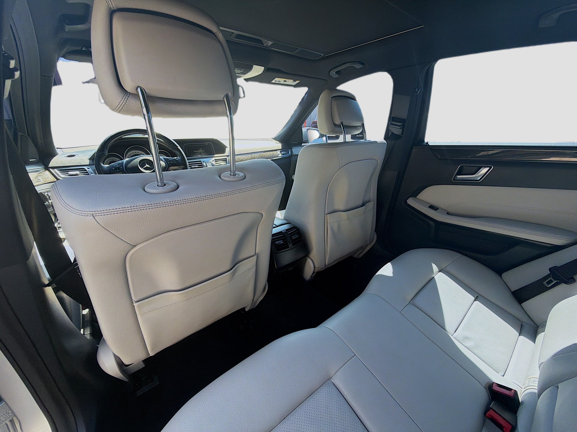 Used 2016 Mercedes-Benz E 350 Sedan w/ Premium Package image 20