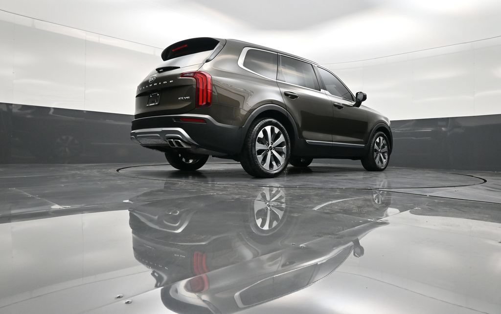 Used 2021 Kia Telluride EX w/ EX Premium Package FWD image 25