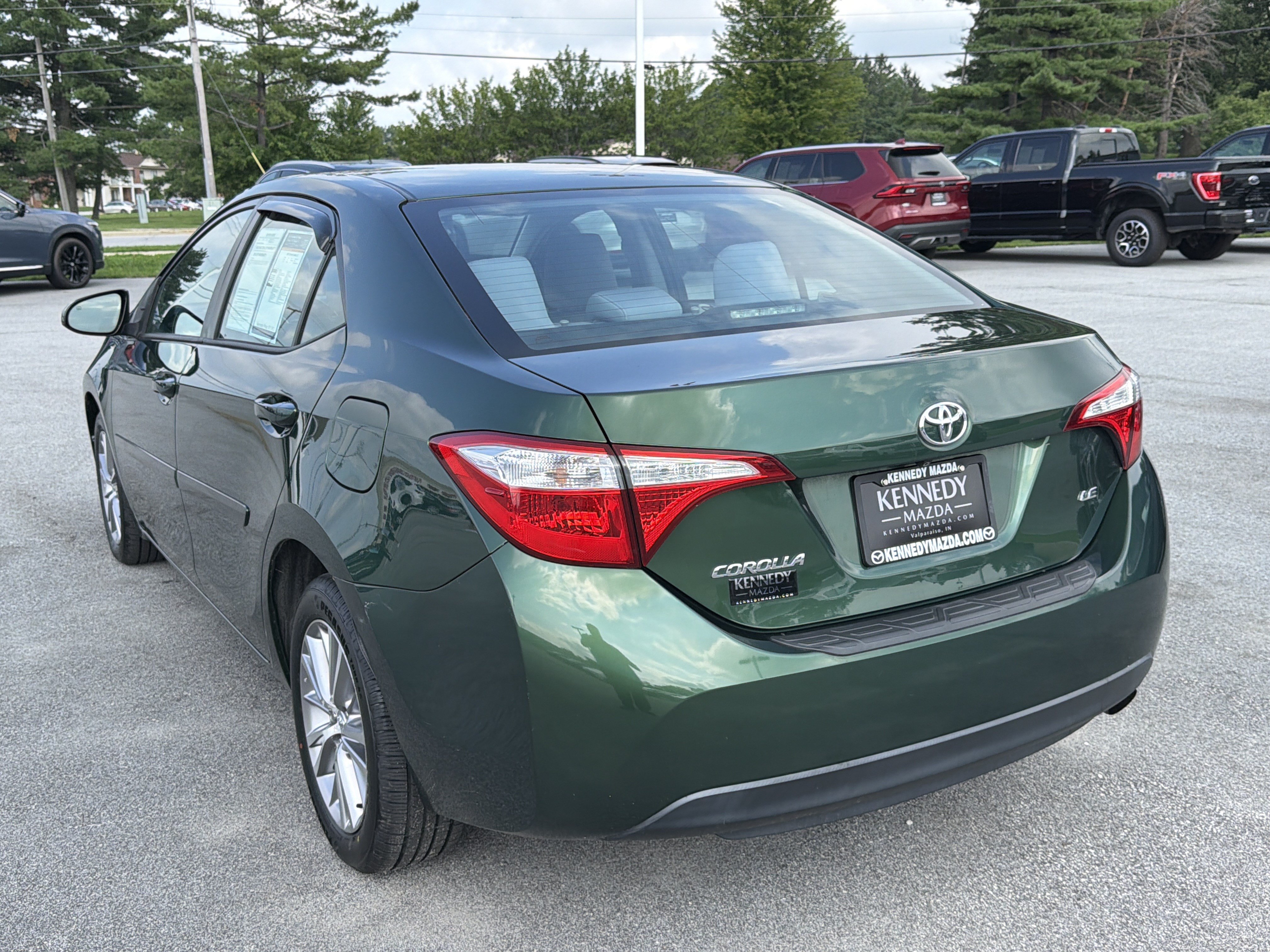 Used 2015 Toyota Corolla LE w/ Body Protection Package #1 FWD image 5