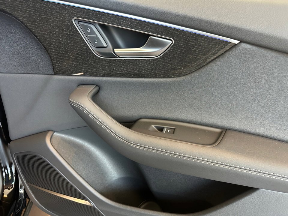 New 2026 Audi Q8 Premium Plus image 31