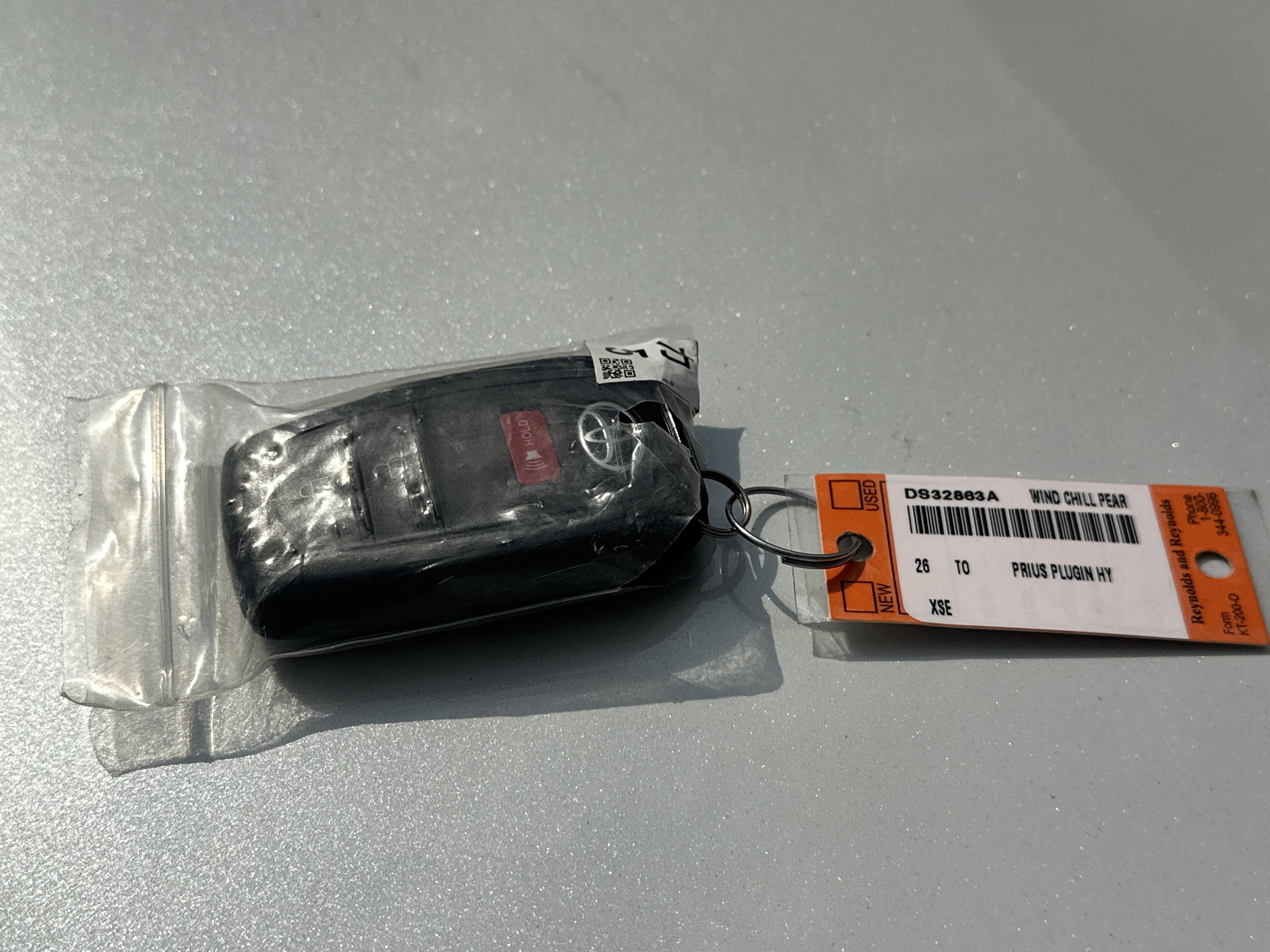 Used 2026 Toyota Prius Plug-In Hybrid FWD image 36