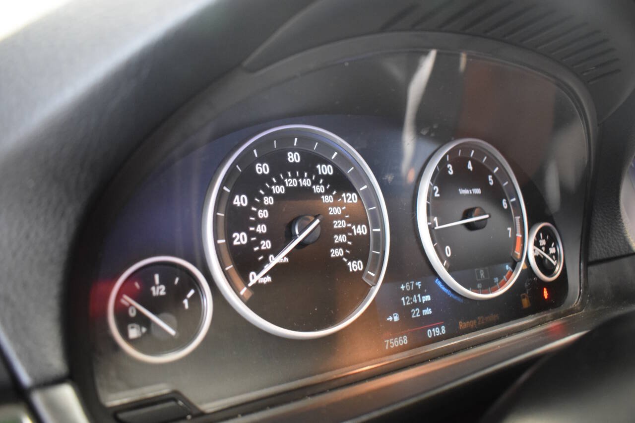 Used 2013 BMW 528i Sedan RWD image 58