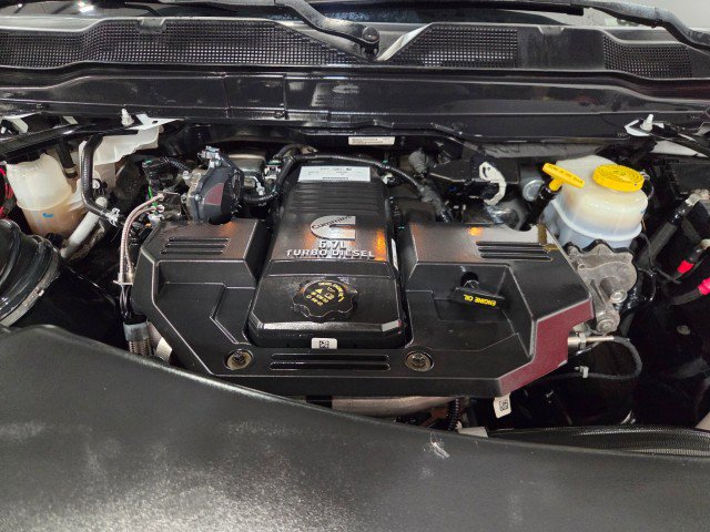 Used 2024 RAM 3500 Limited w/ Safety Group image 97