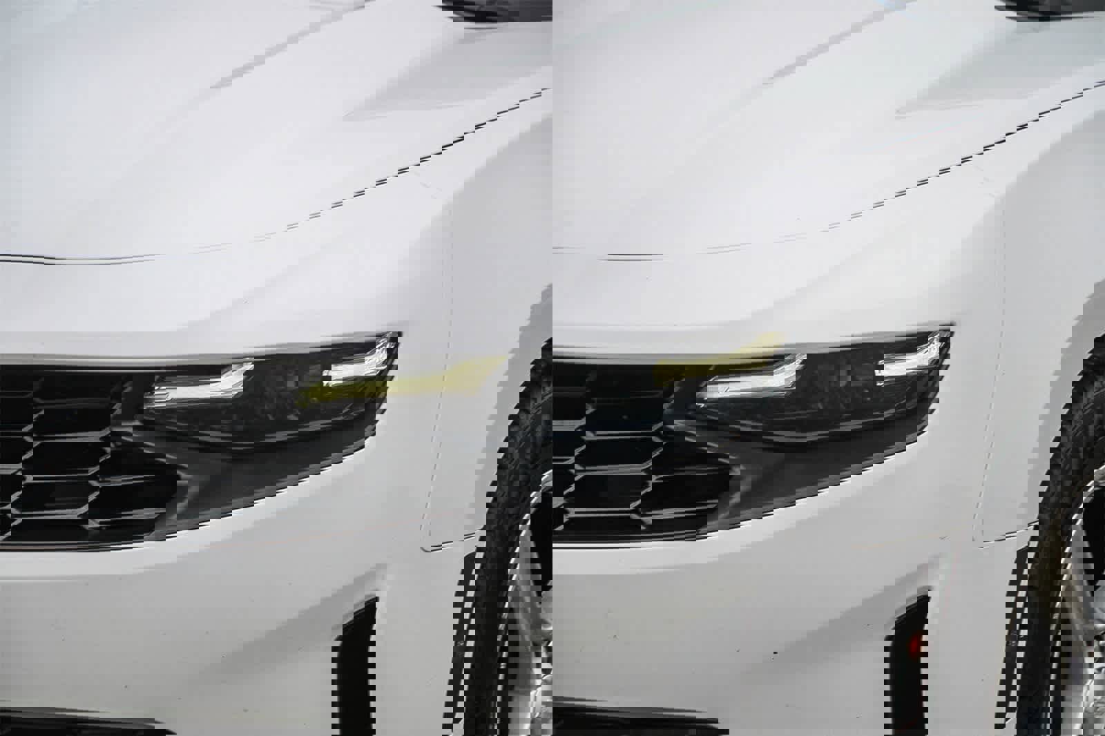 Used 2019 Chevrolet Camaro LT image 8