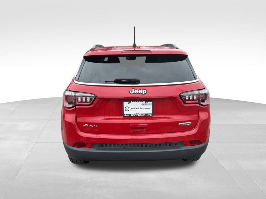 Certified 2021 Jeep Compass Latitude image 36
