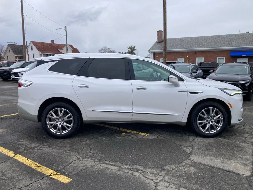 Certified 2023 Buick Enclave Essence w/ Experience Buick Package image 8