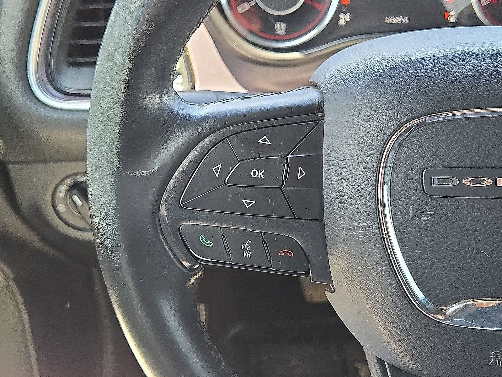 Used 2016 Dodge Challenger SXT RWD image 23
