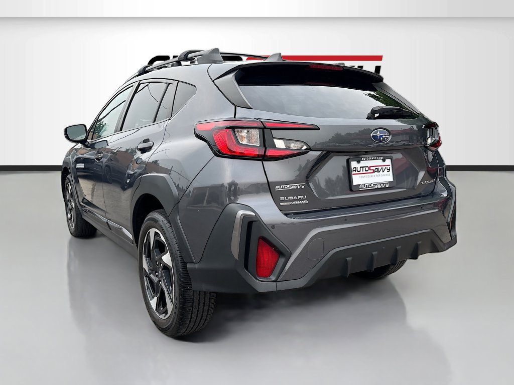Used 2024 Subaru Crosstrek 2.5i Limited AWD/4WD image 5