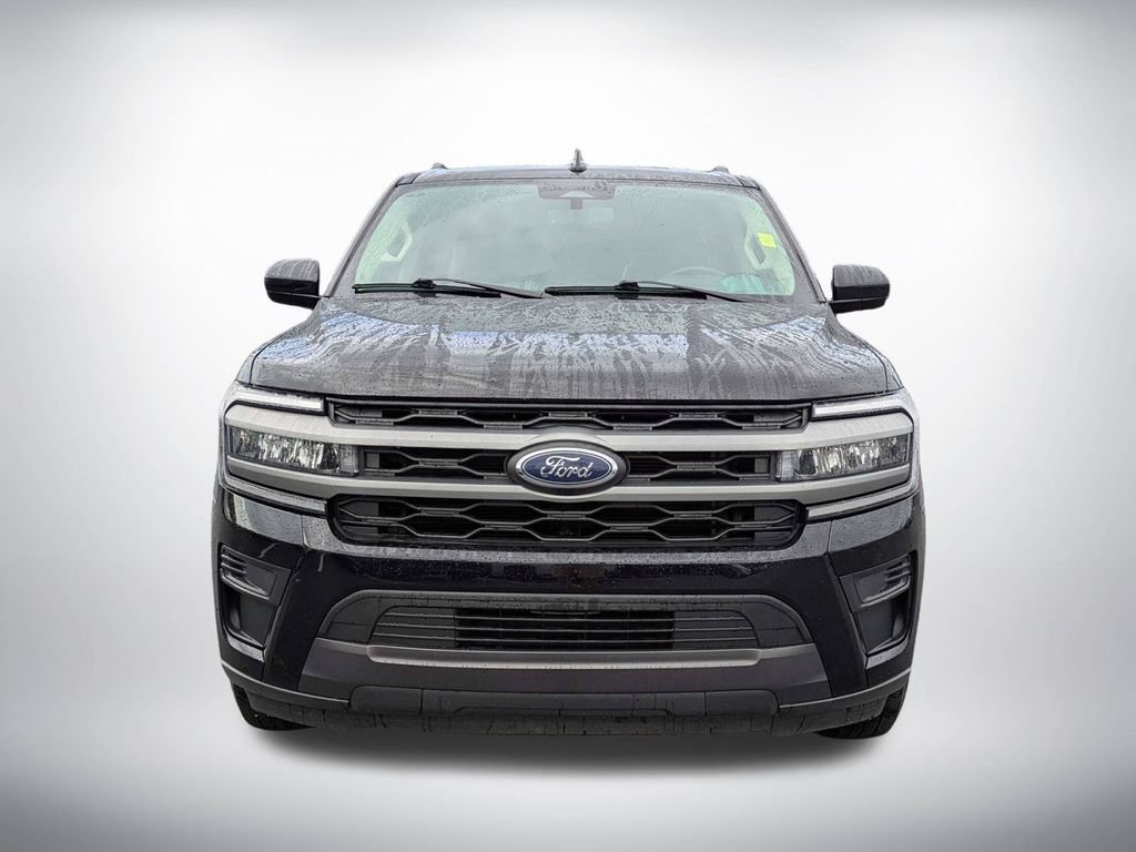 Used 2024 Ford Expedition XLT RWD image 9