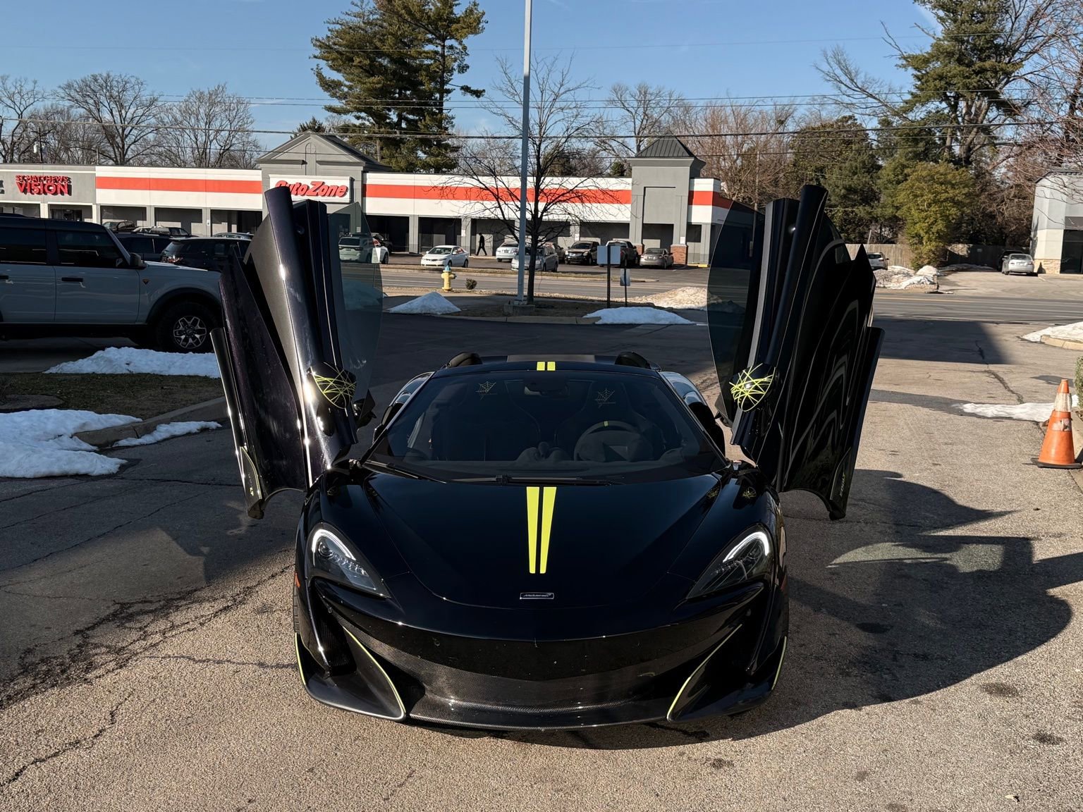 Used 2020 McLaren 600LT Spider image 19