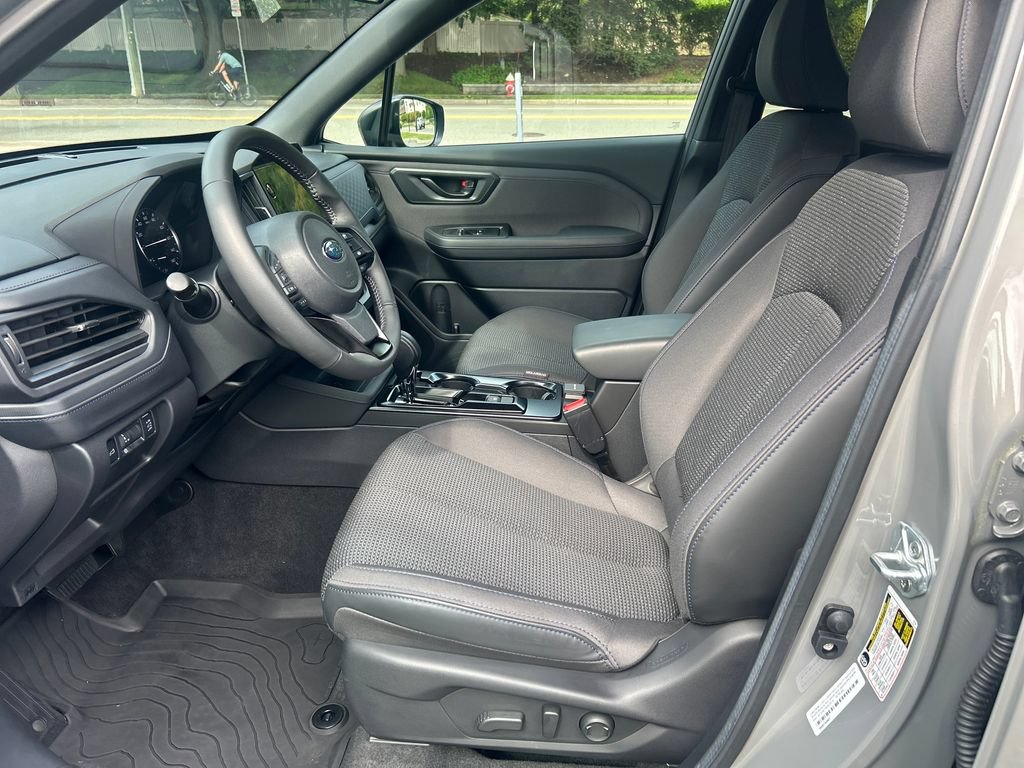 Used 2026 Subaru Forester Premium AWD/4WD image 9