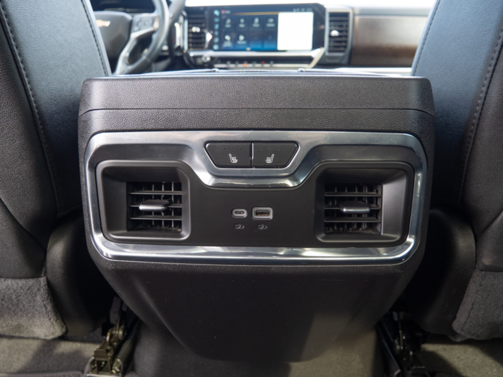 Used 2024 Chevrolet Silverado 3500 High Country w/ Technology Package AWD/4WD image 14
