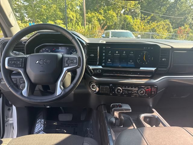 Used 2025 Chevrolet Silverado 1500 RST w/ Dark Appearance Package AWD/4WD image 15