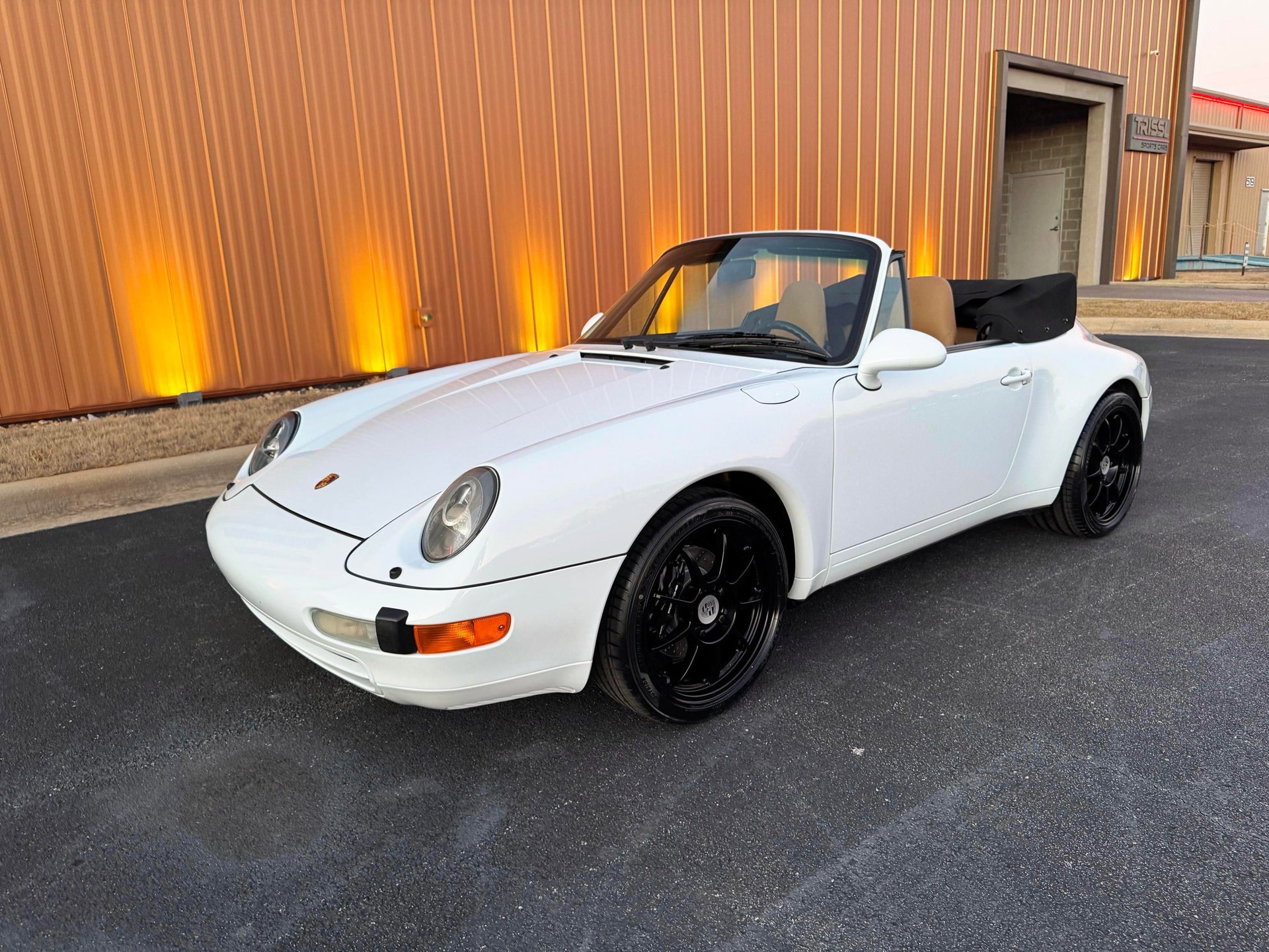 Used 1997 Porsche 911 Cabriolet image 4