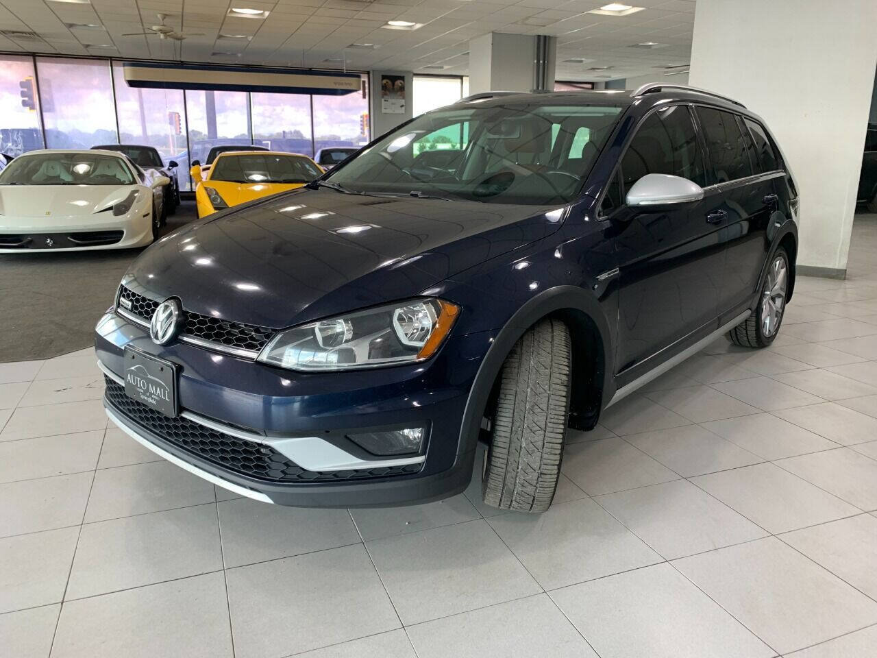 Used 2017 Volkswagen Golf Alltrack S AWD/4WD image 5