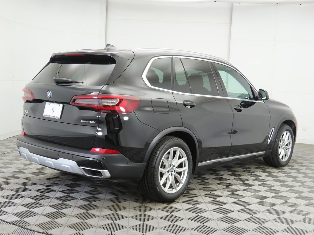 Certified 2022 BMW X5 xDrive40i w/ Premium Package image 5