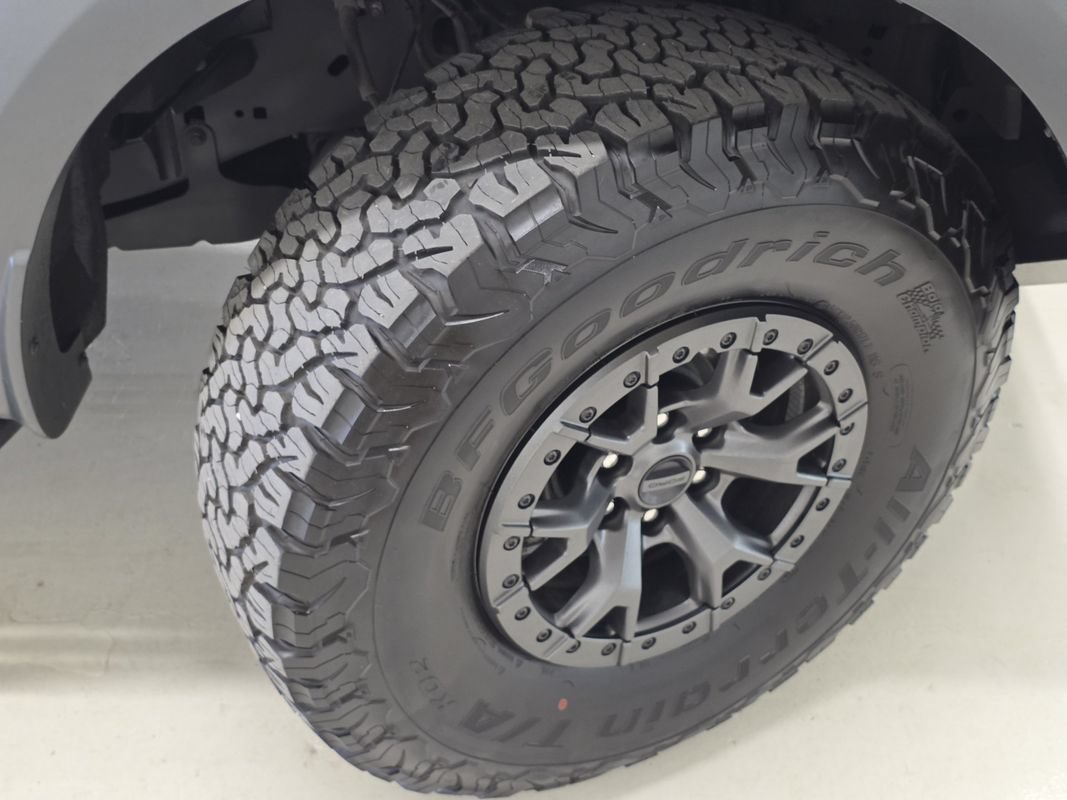 Used 2022 Ford F150 Raptor w/ Raptor 37 Performance Package AWD/4WD image 55