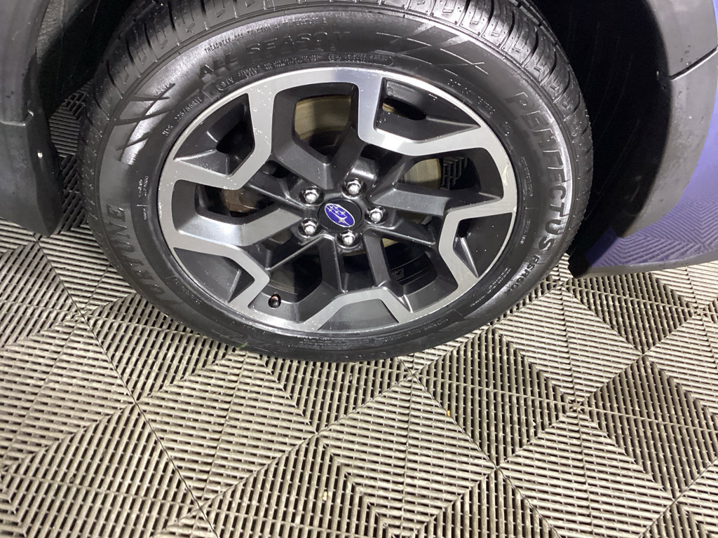 Used 2017 Subaru Crosstrek 2.0i Limited image 7