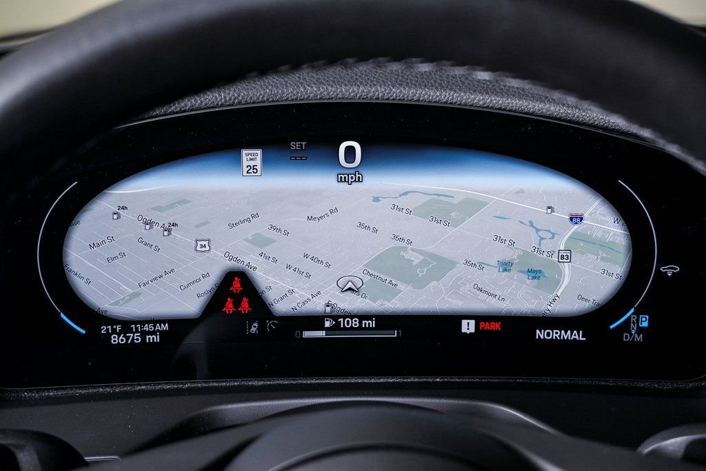 Used 2025 Porsche Panamera 4 image 21