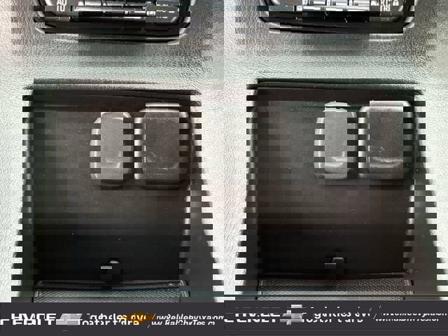 Used 2018 GMC Yukon SLE w/ Convenience Package image 19