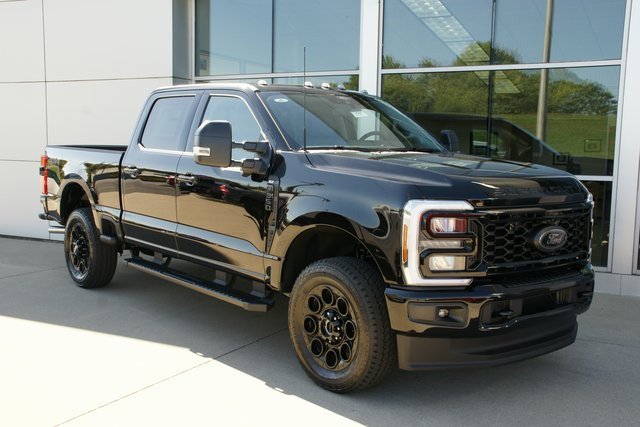 New 2026 Ford F350 XLT image 7