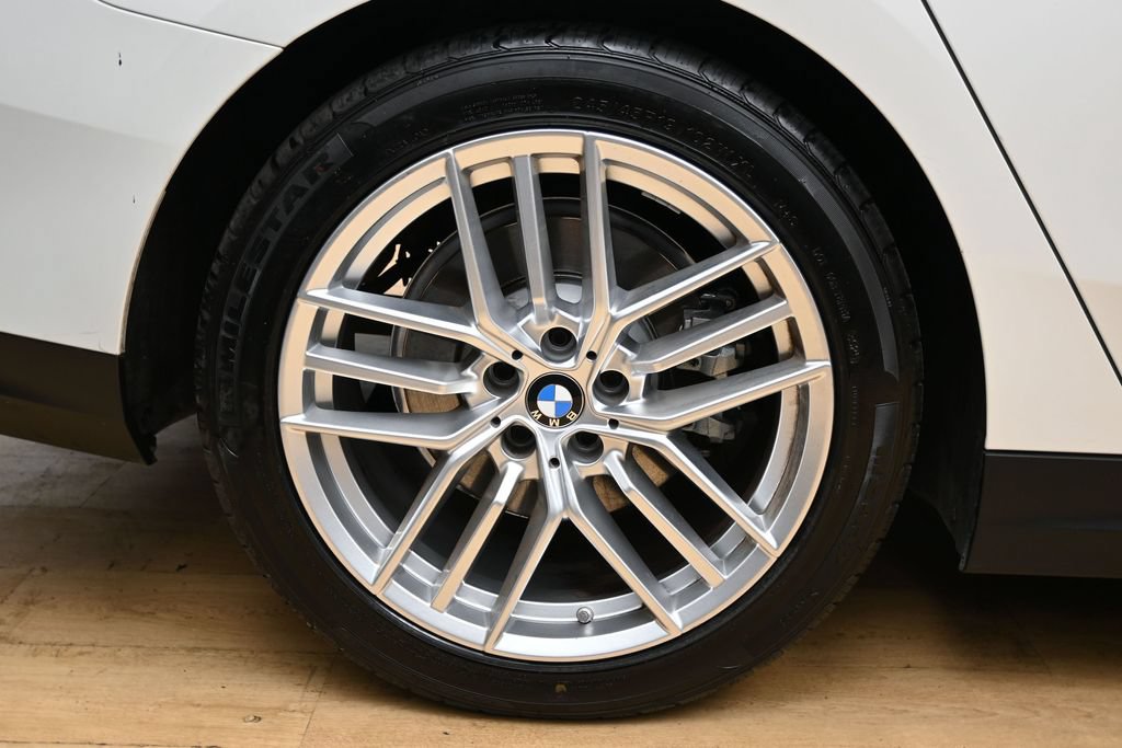 Used 2025 BMW 530i RWD image 16