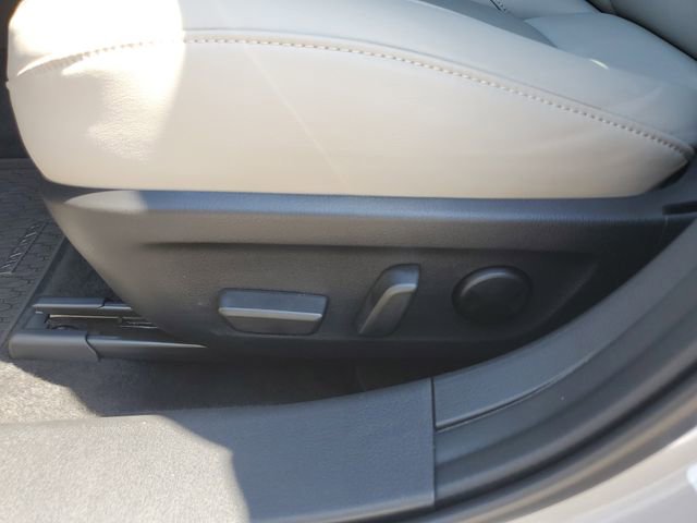 Certified 2022 MAZDA MAZDA3 s image 17