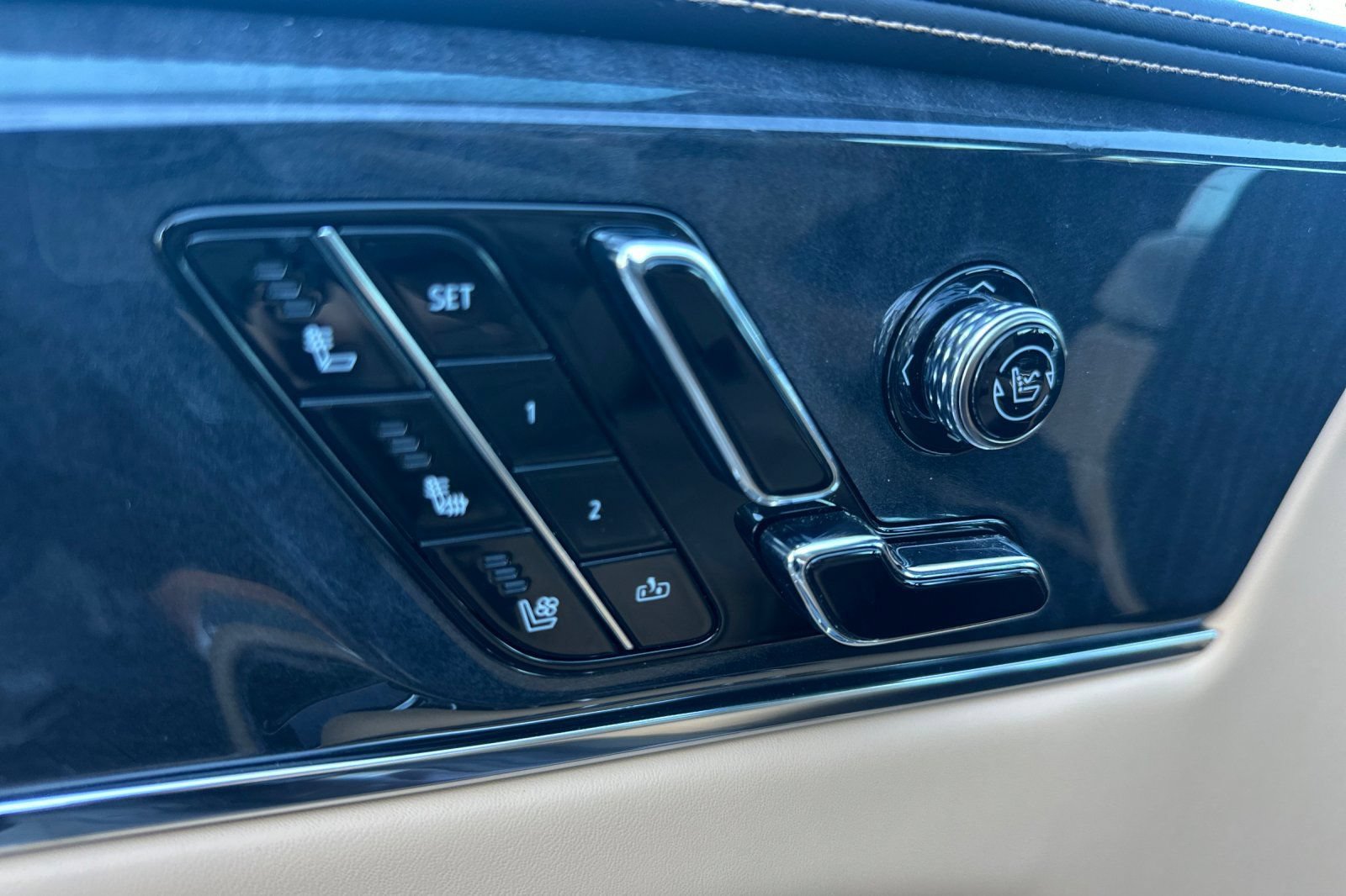 Certified 2026 Cadillac Escalade IQ Sport 2 AWD/4WD image 13