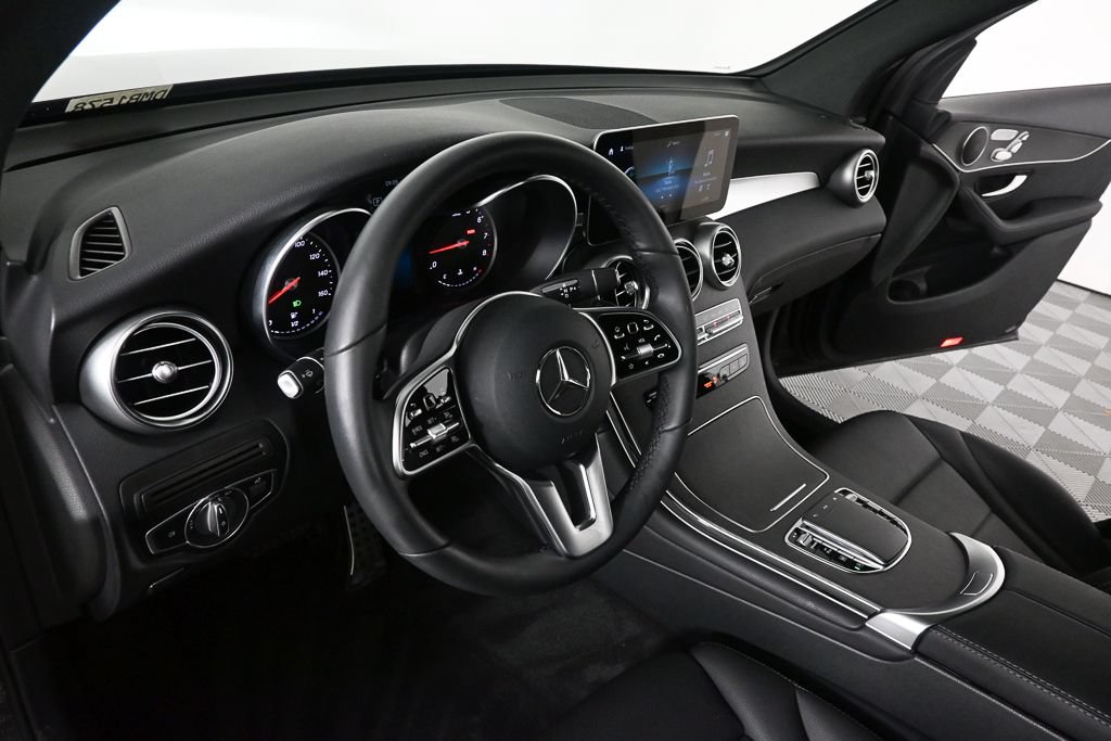 Certified 2022 Mercedes-Benz GLC 300 4MATIC image 6