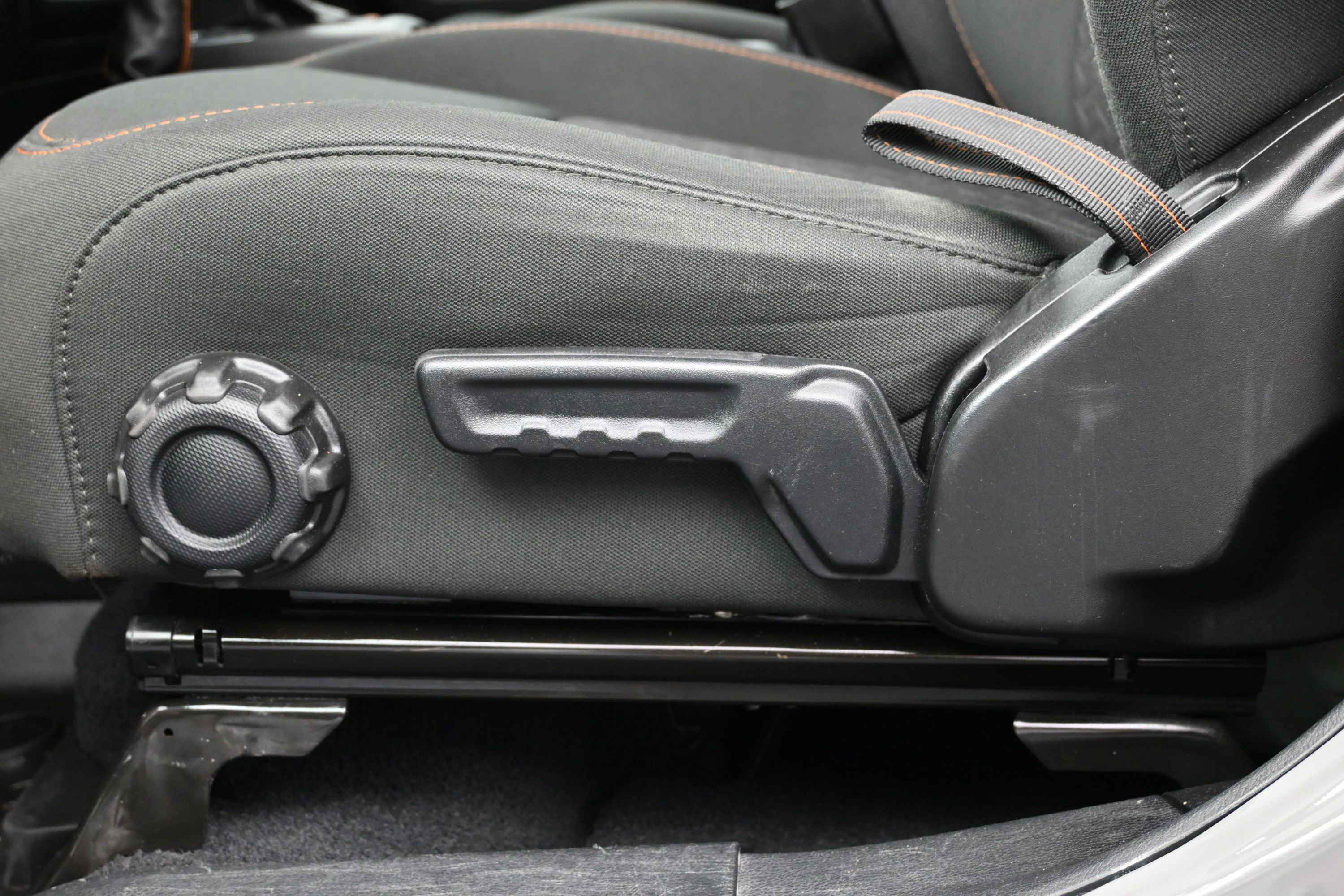 Used 2020 Jeep Gladiator Mojave w/ Trailer Tow Package AWD/4WD image 10