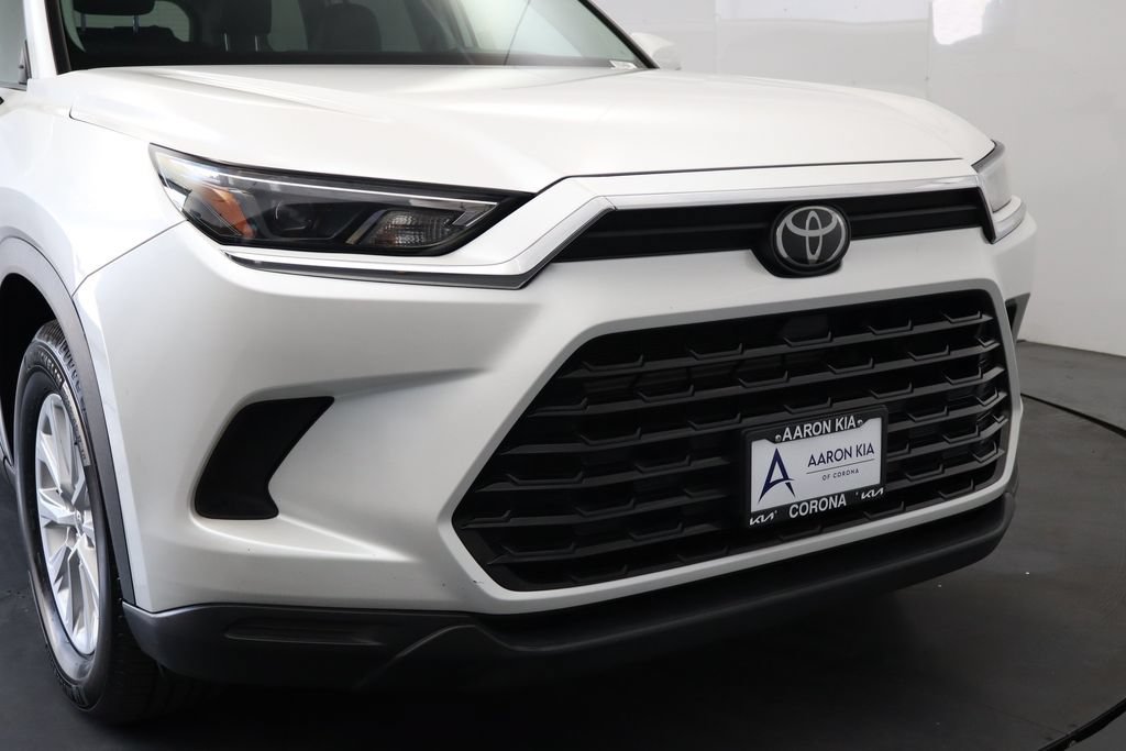 Used 2024 Toyota Grand Highlander AWD Hybrid image 9