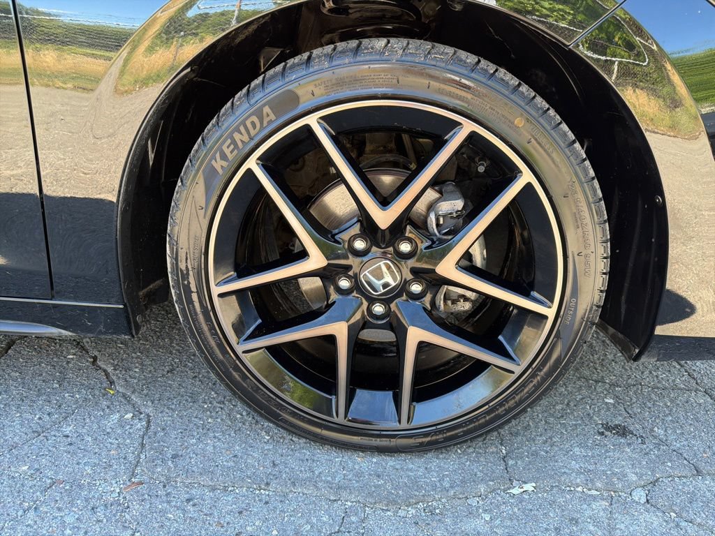 Used 2022 Honda Civic Sport Touring image 9