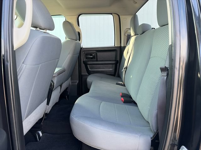 Used 2015 RAM 1500 ST AWD/4WD image 38