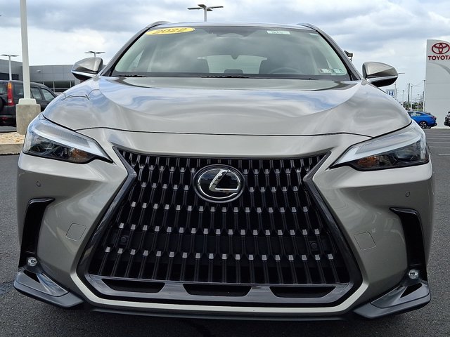 Used 2022 Lexus NX 350h AWD video 2