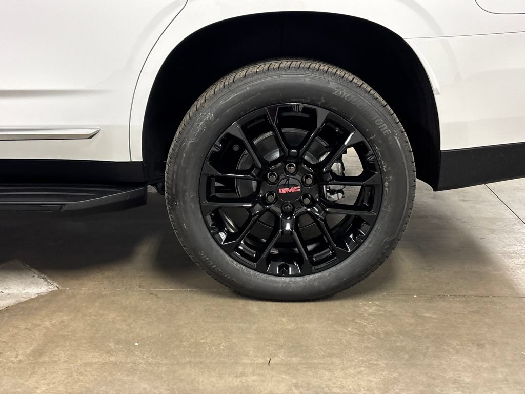 New 2026 GMC Yukon Elevation AWD/4WD image 11