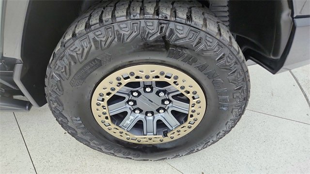 Used 2024 GMC Hummer EV 3X w/ Extreme Off-Road Package image 58