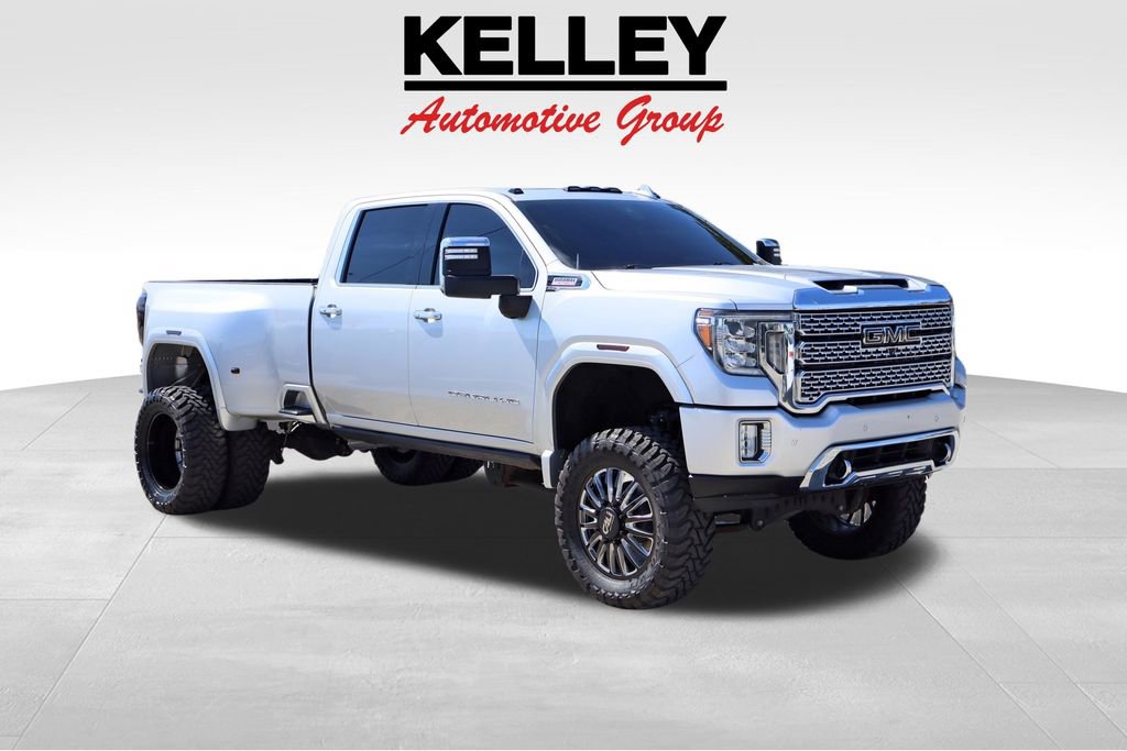 Used 2020 GMC Sierra 3500 Denali w/ Denali Ultimate Package AWD/4WD image 1